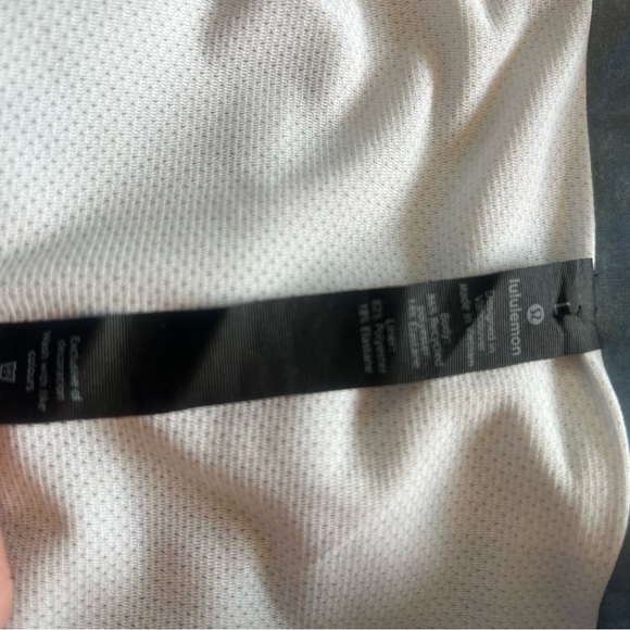 Men’s Lululemon Shorts - Picture 3 of 5